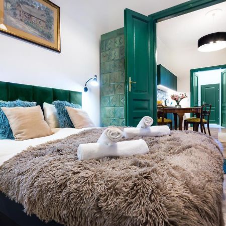Tyzenhauz Apartments Economy Краков Экстерьер фото