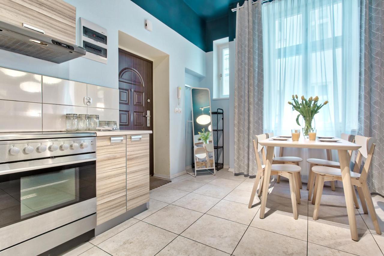 Tyzenhauz Apartments Economy Краков Экстерьер фото