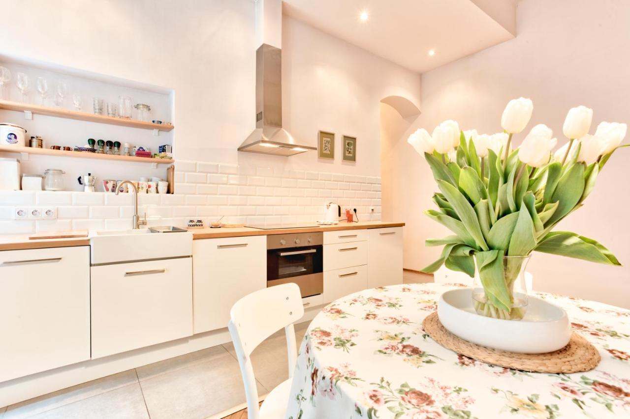 Tyzenhauz Apartments Economy Краков Экстерьер фото
