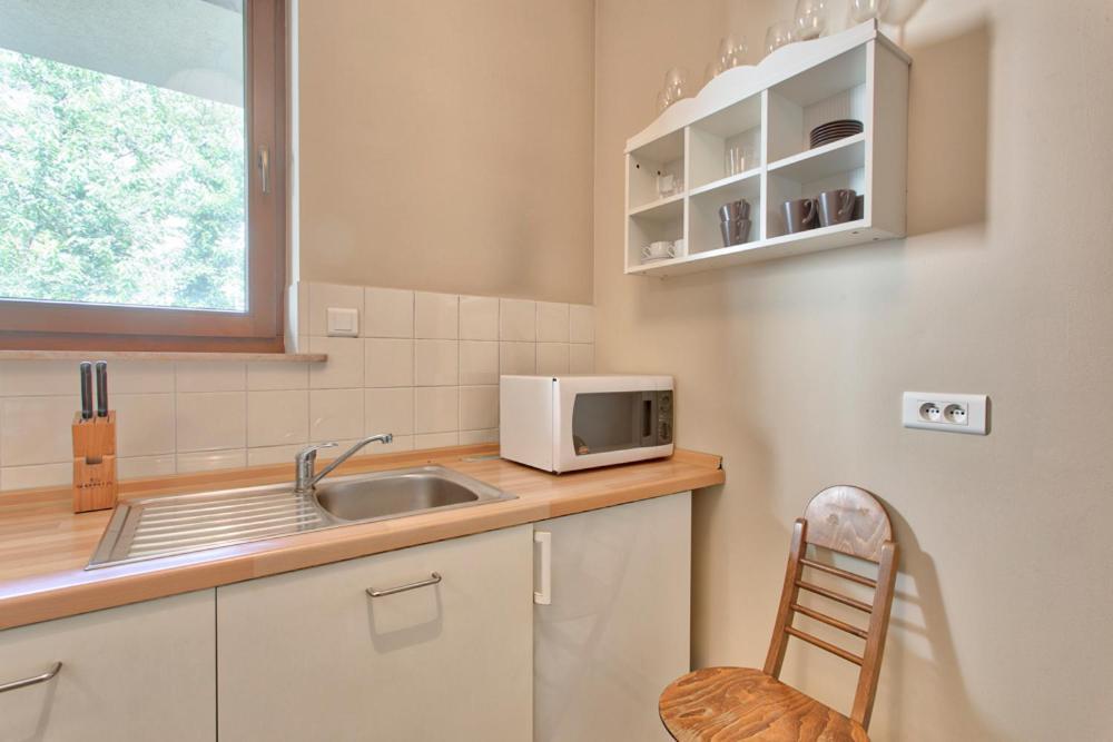 Tyzenhauz Apartments Economy Краков Экстерьер фото