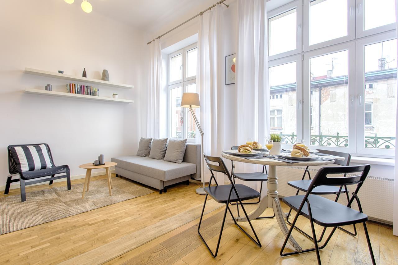 Tyzenhauz Apartments Economy Краков Экстерьер фото